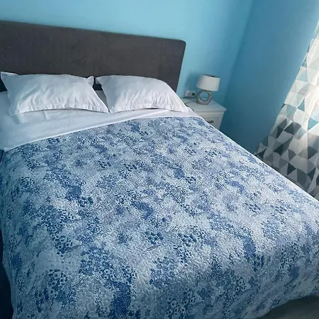 Elena * 泰基尔吉奥尔